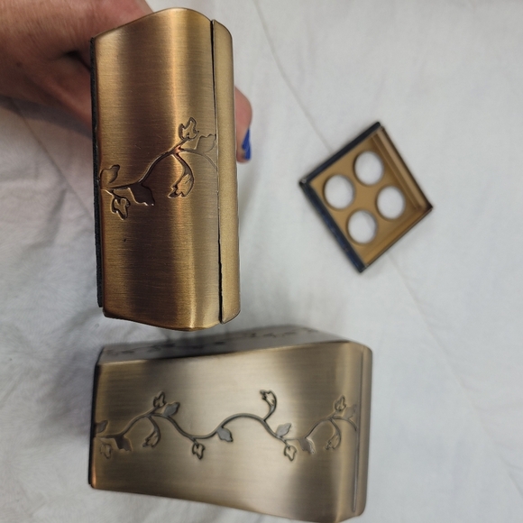 Thomas O'Brien Metal Bronze Soap Dish Toothbrush Holder Set Leaf Detail Bath - Picture 8 of 12